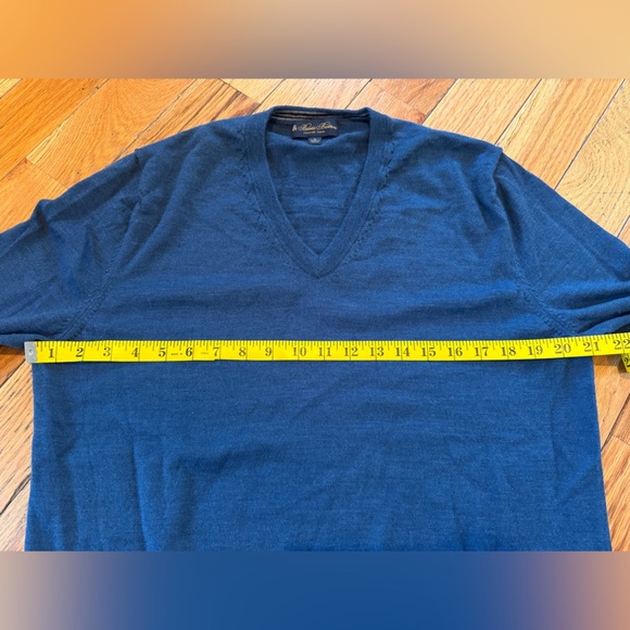 Brooks Brothers Sweater Mens Size L 100% Wool Italian Yarn Pullover V-neck Blue - Picture 9 of 11